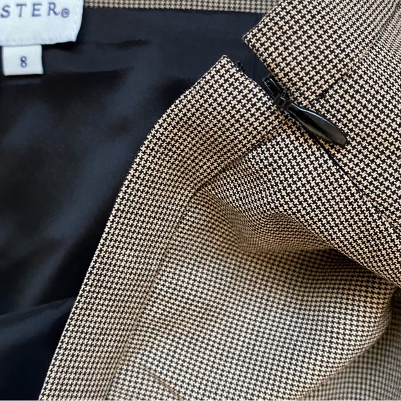 DONCASTER Suit NEW Skirt and Jacket Size 8 Tan Black - Picture 10 of 13